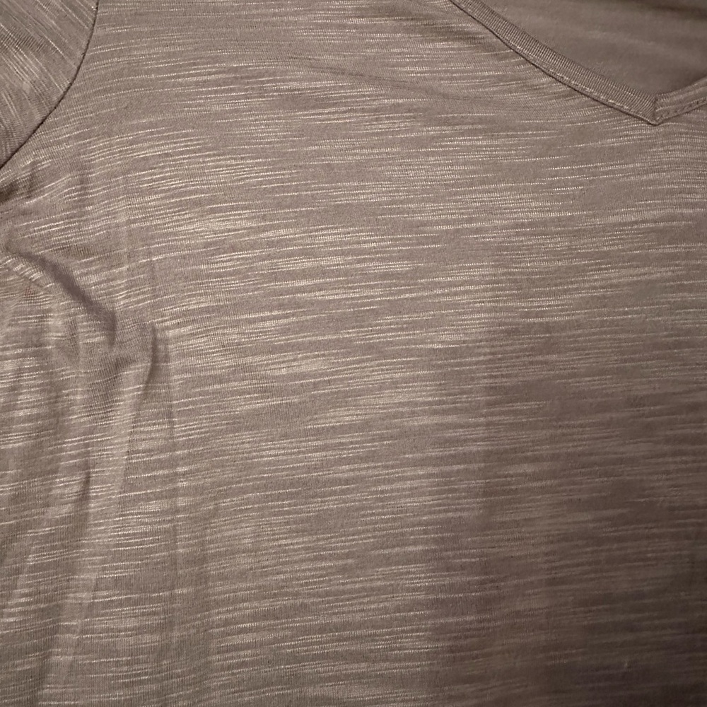 Old Navy Women's Short Sleeve Tees - Brown and Orange - Picture 6 of 7